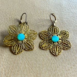 Beautiful vintage inspired earrings